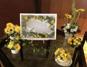 受付装花も 結婚式 ウェルカムボード 福岡 花屋 スタンド花 ナーセリーさぬい はスタンド花が得意